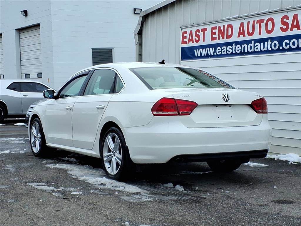 Used 2014 Volkswagen Passat TDI SE image 3