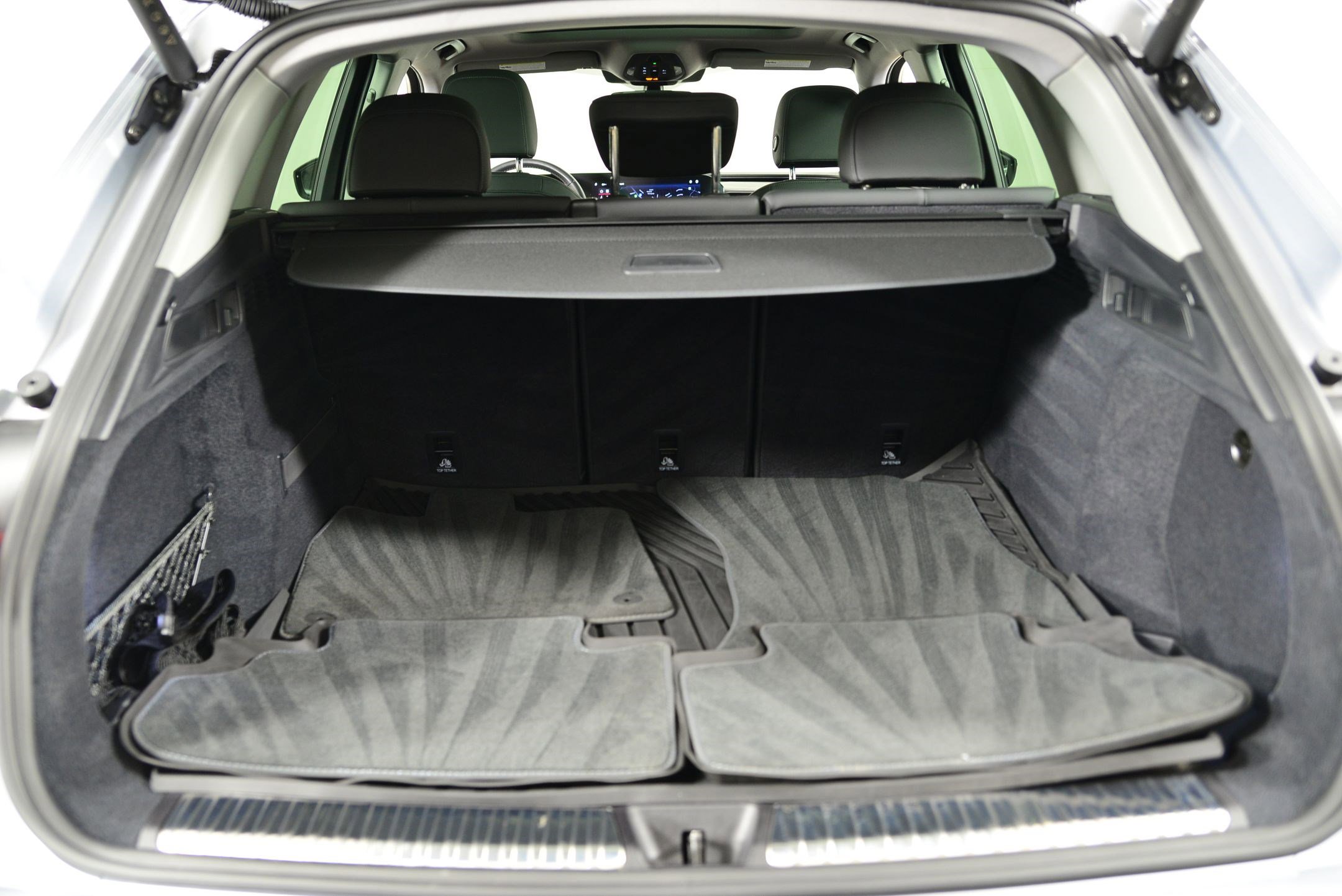 Used 2025 Audi Q5 Premium w/ Convenience Package image 22