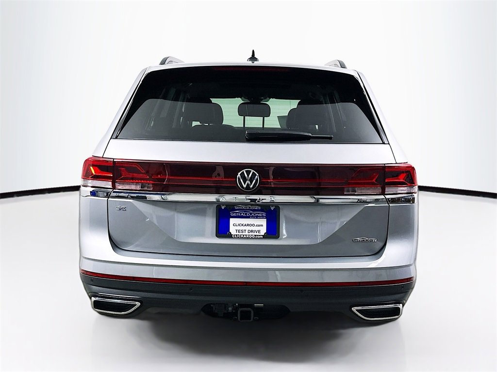 Used 2025 Volkswagen Atlas SE w/ Panoramic Sunroof Package image 15