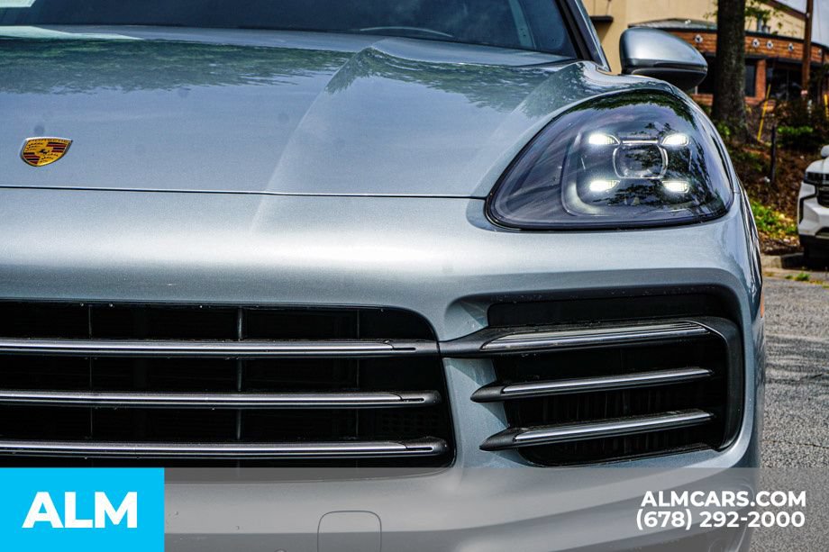 Used 2023 Porsche Cayenne AWD/4WD image 11