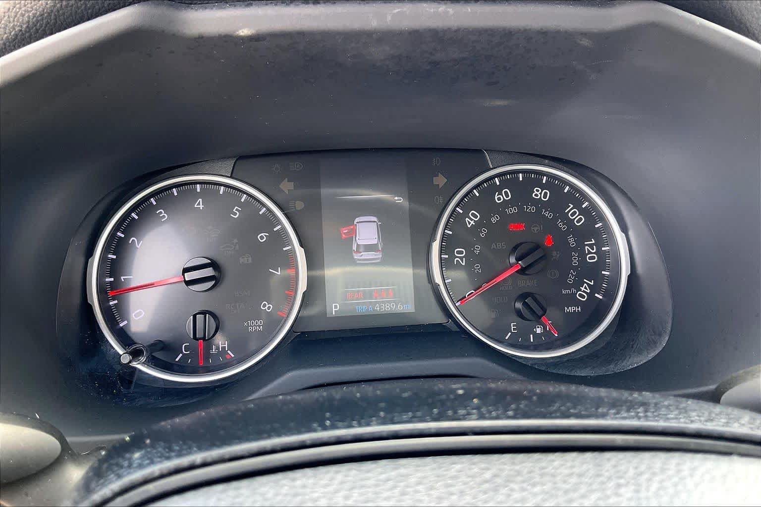 Used 2020 Toyota RAV4 LE FWD image 23