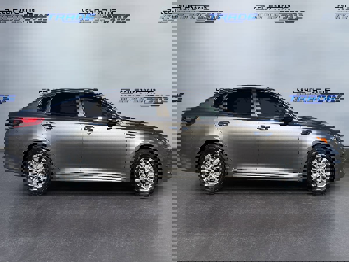 Used 2018 Kia Optima LX image 4