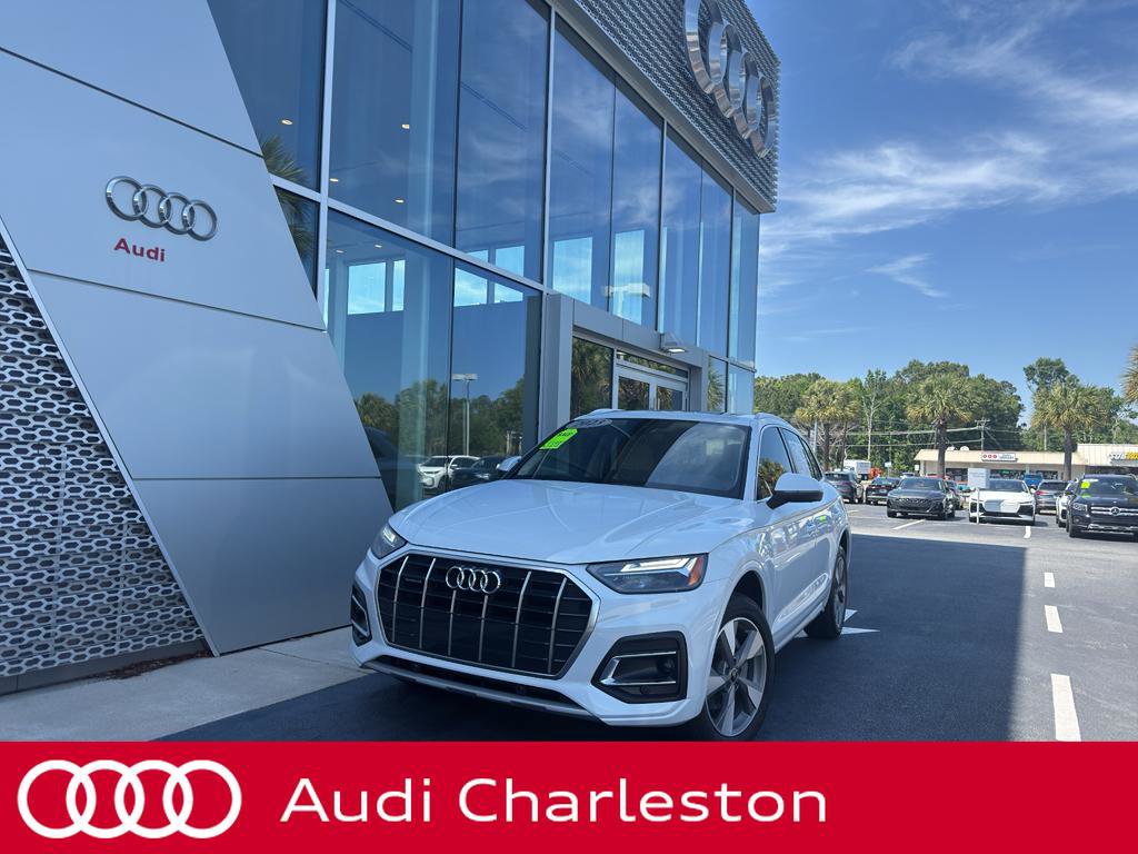 Used 2023 Audi Q5 2.0T Premium w/ Convenience Package AWD/4WD image 1