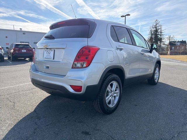 Used 2020 Chevrolet Trax LS w/ Tint and Cruise Package image 9