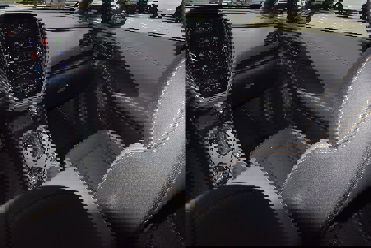 Used 2024 Subaru Crosstrek 2.5i Wilderness w/ Crosstrek Mirror Package image 17