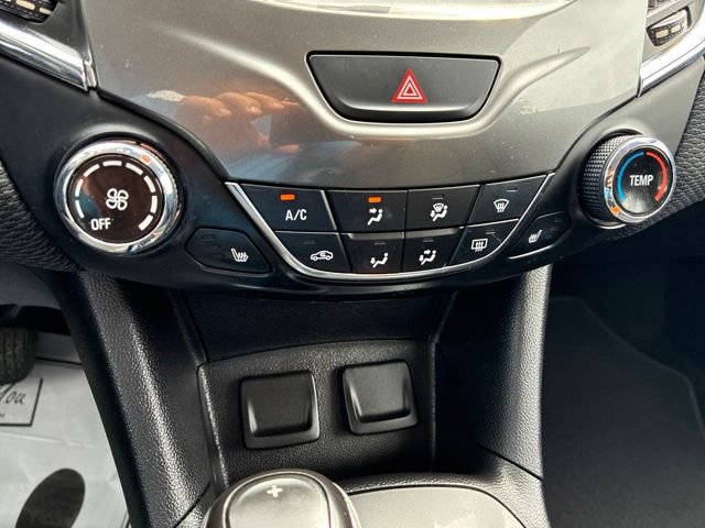 Used 2017 Chevrolet Cruze LT w/ Convenience Package FWD image 23