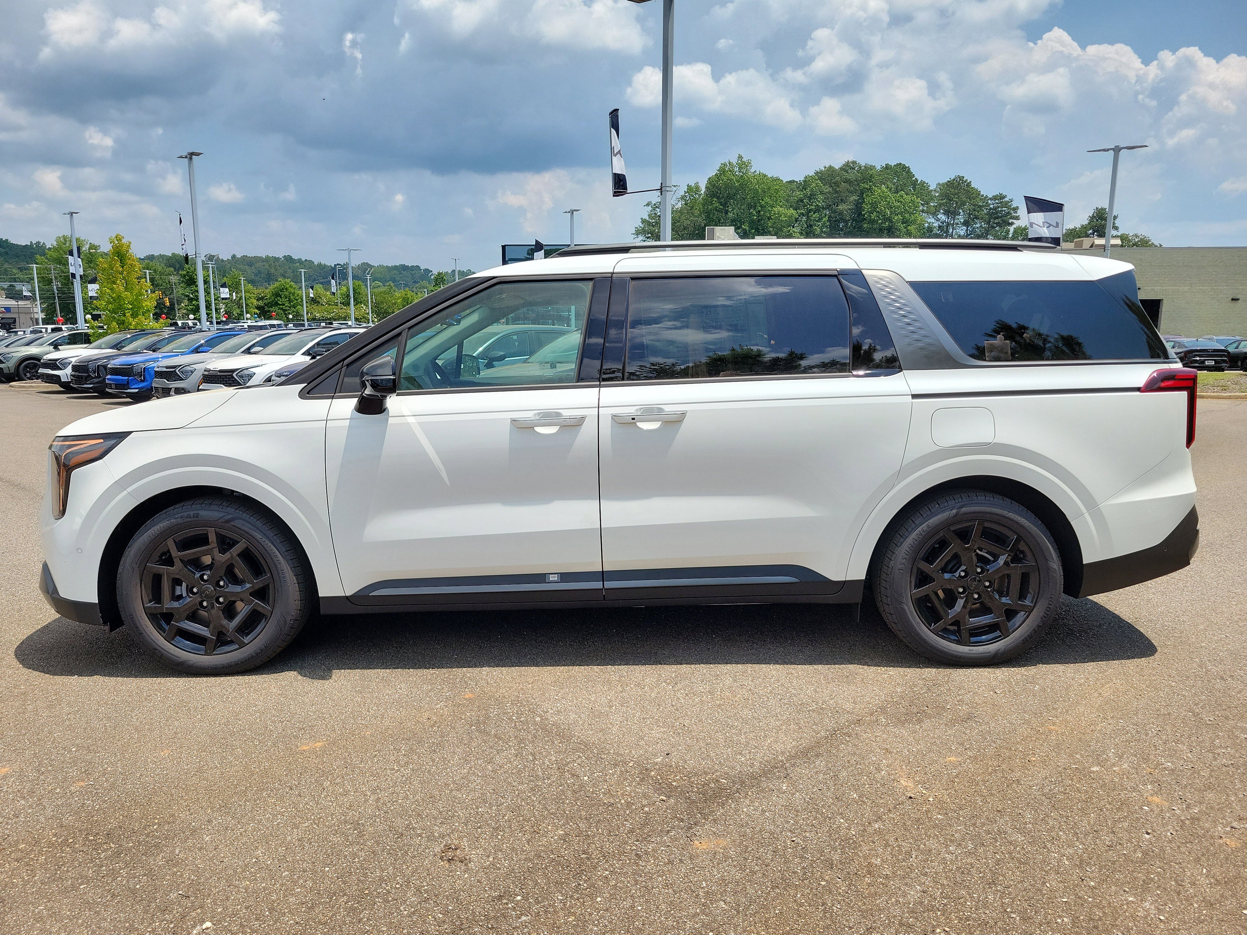 New 2026 Kia Carnival SX Prestige image 24