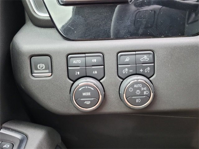 Used 2025 Chevrolet Silverado 2500 LT w/ All Star Edition image 36