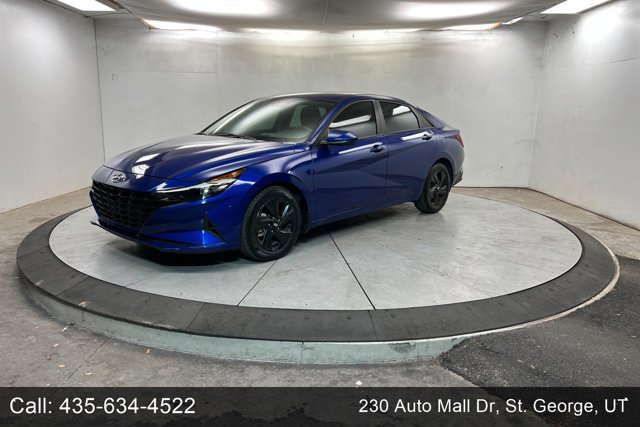 Used 2023 Hyundai Elantra SEL image 1