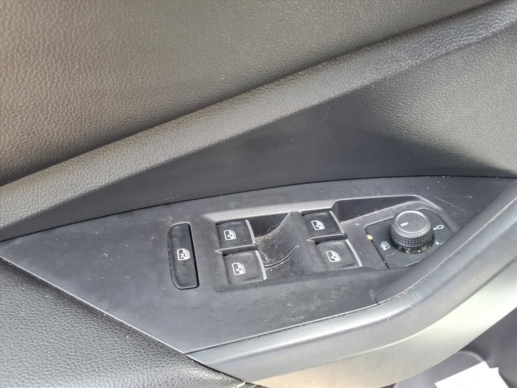 Used 2022 Volkswagen Jetta S image 23