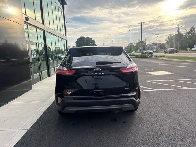 Used 2024 Ford Edge SEL AWD/4WD image 4