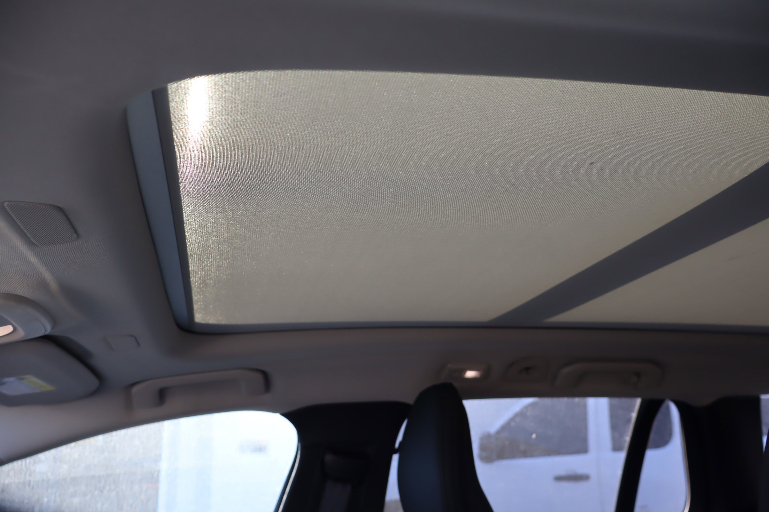 Used 2025 Volvo V60 B5 Cross Country Plus image 18