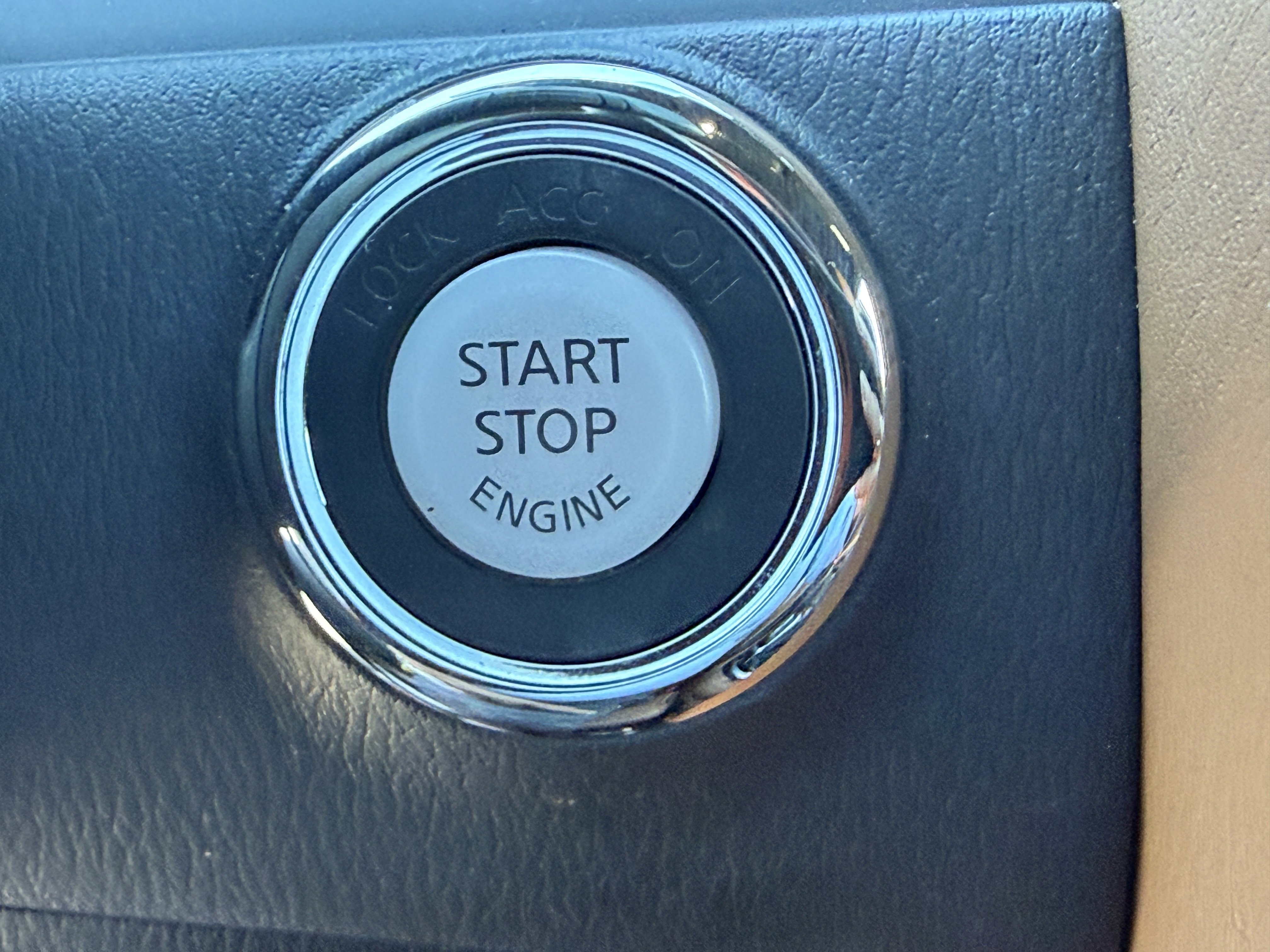 Used 2024 INFINITI QX80 Sensory image 26