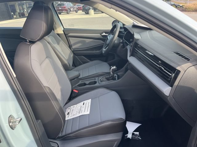 New 2026 Volkswagen Jetta SE FWD image 27