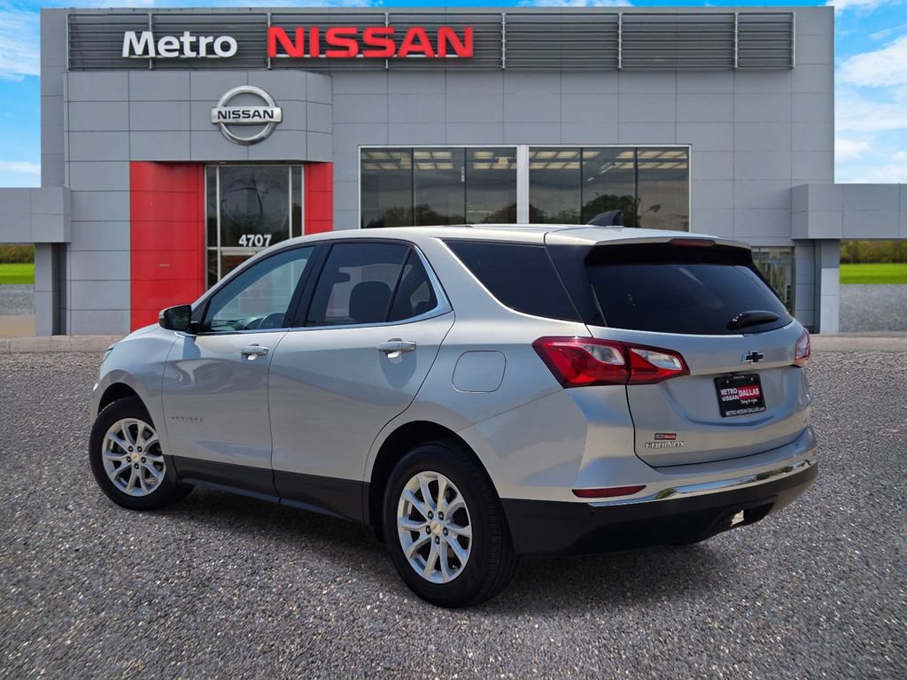 Used 2019 Chevrolet Equinox LT w/ Driver Convenience Package FWD image 4