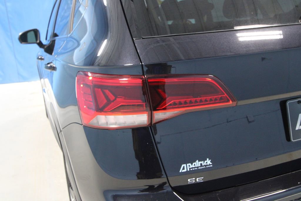 Used 2024 Volkswagen Taos SE image 33