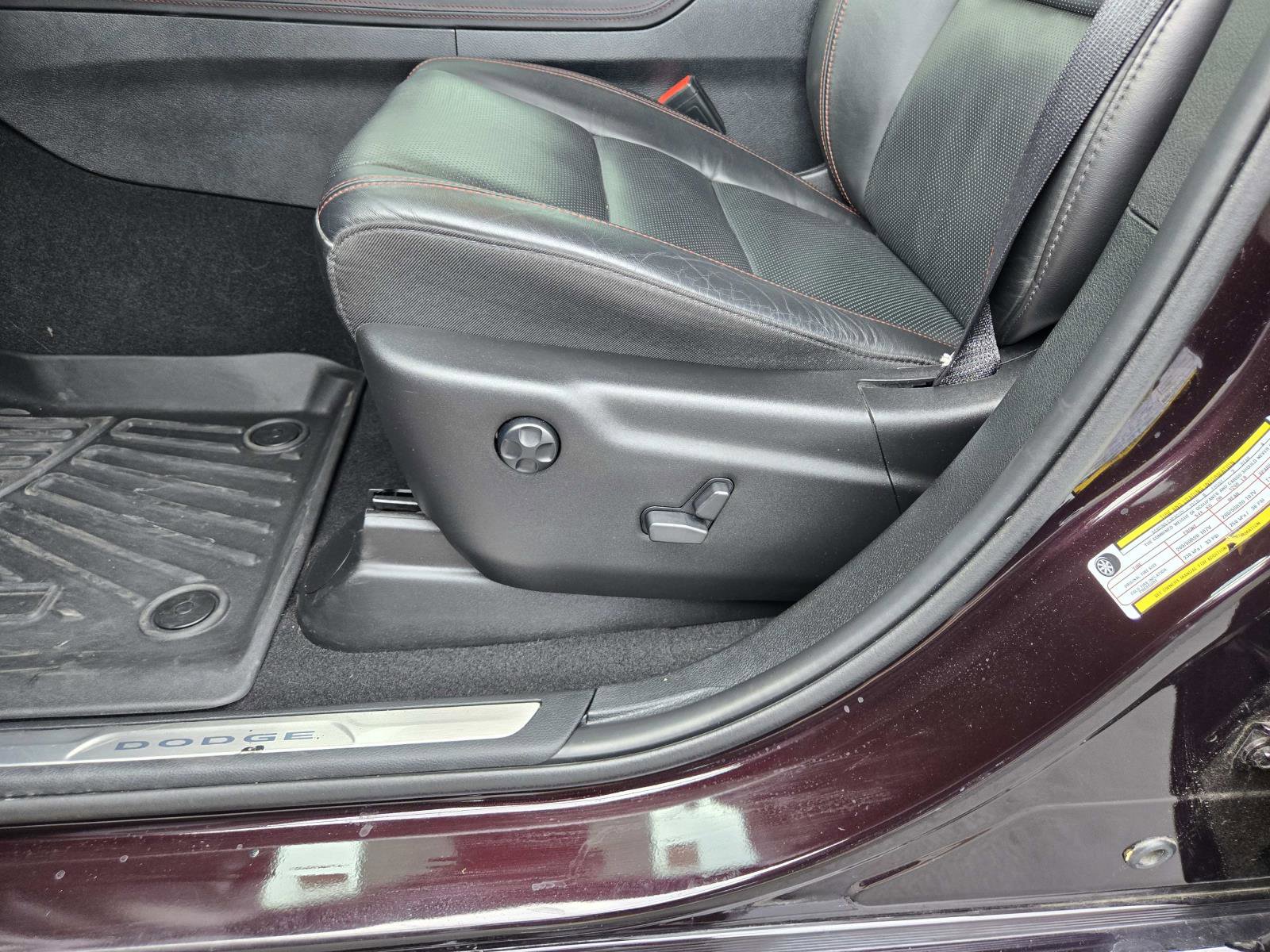 Used 2024 Dodge Durango GT image 43