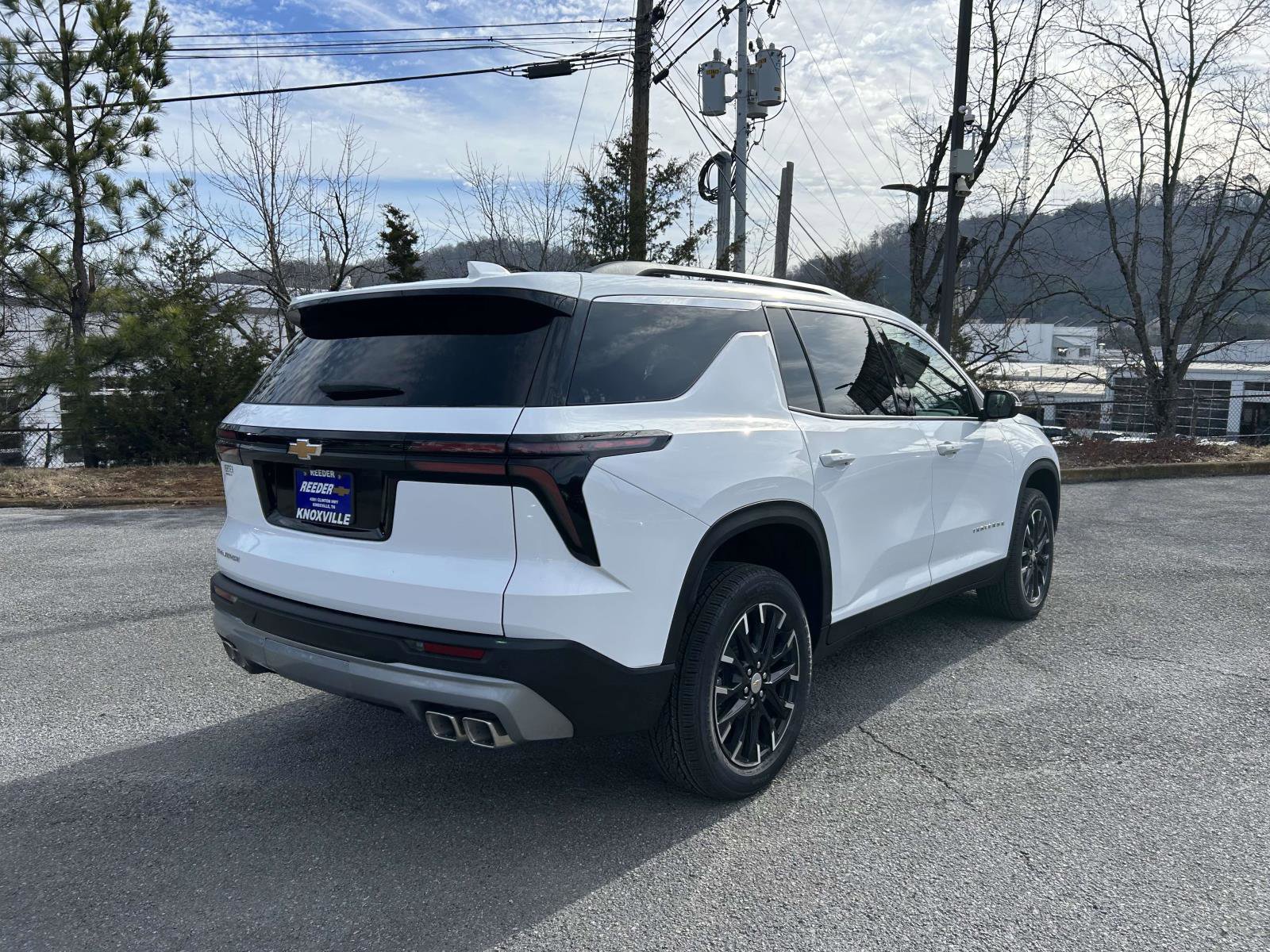 New 2026 Chevrolet Traverse LT w/ Sun and Wheel Package image 3