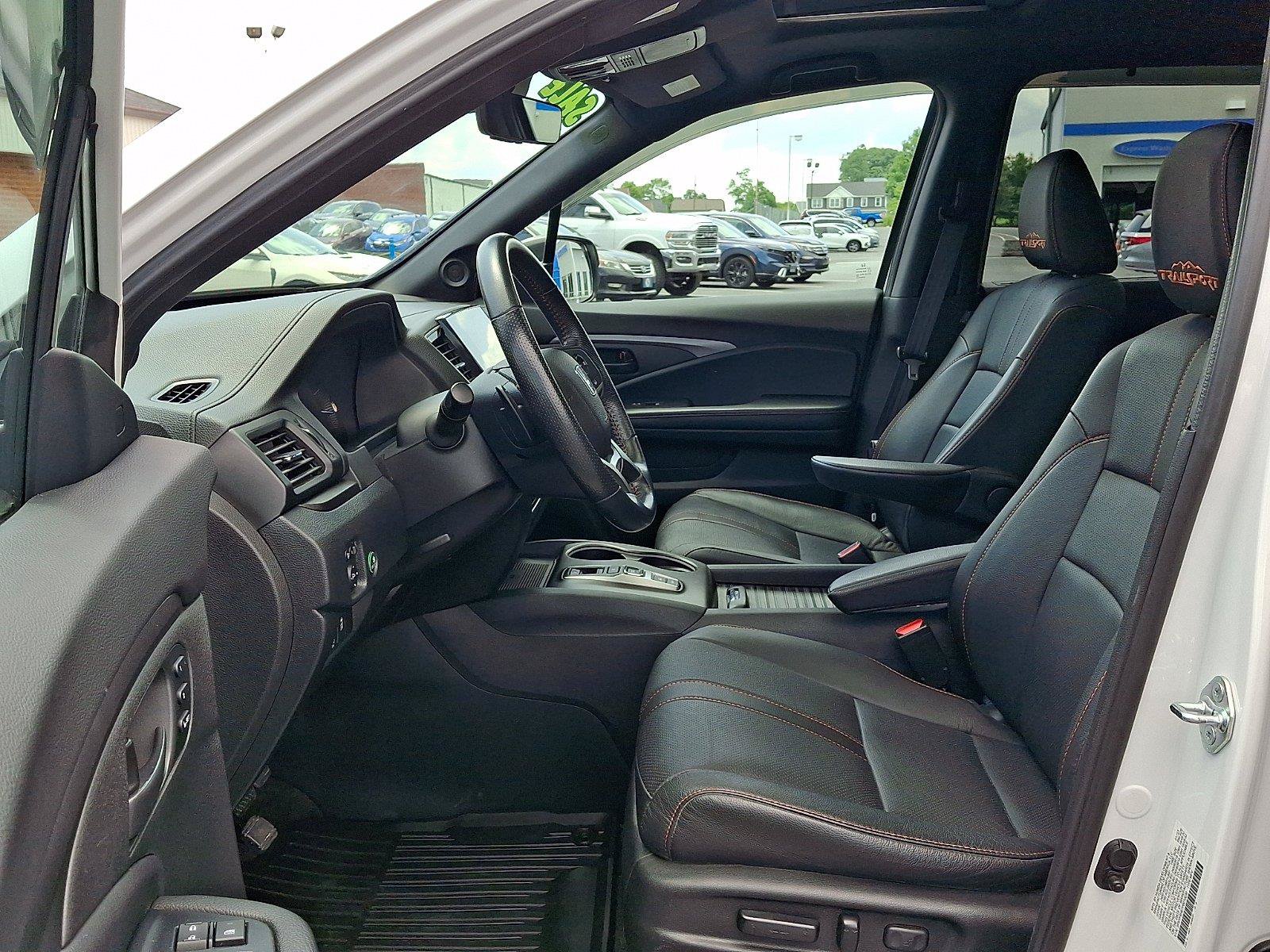 Used 2023 Honda Passport TrailSport image 14