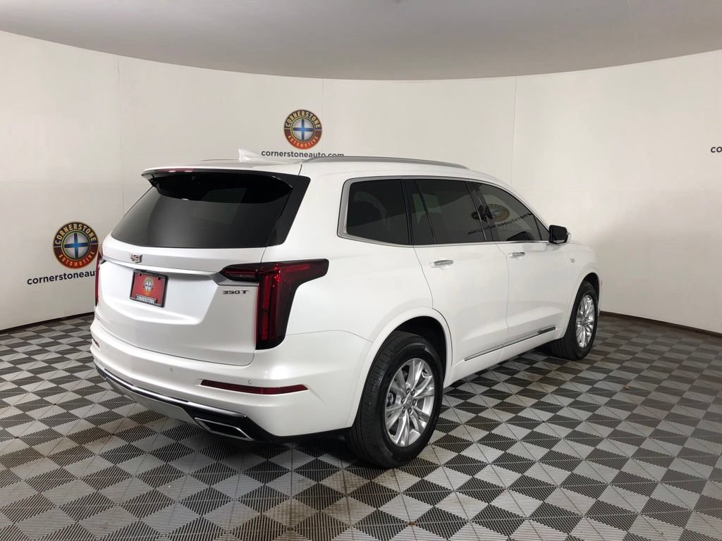Used 2025 Cadillac XT6 Luxury AWD/4WD image 17