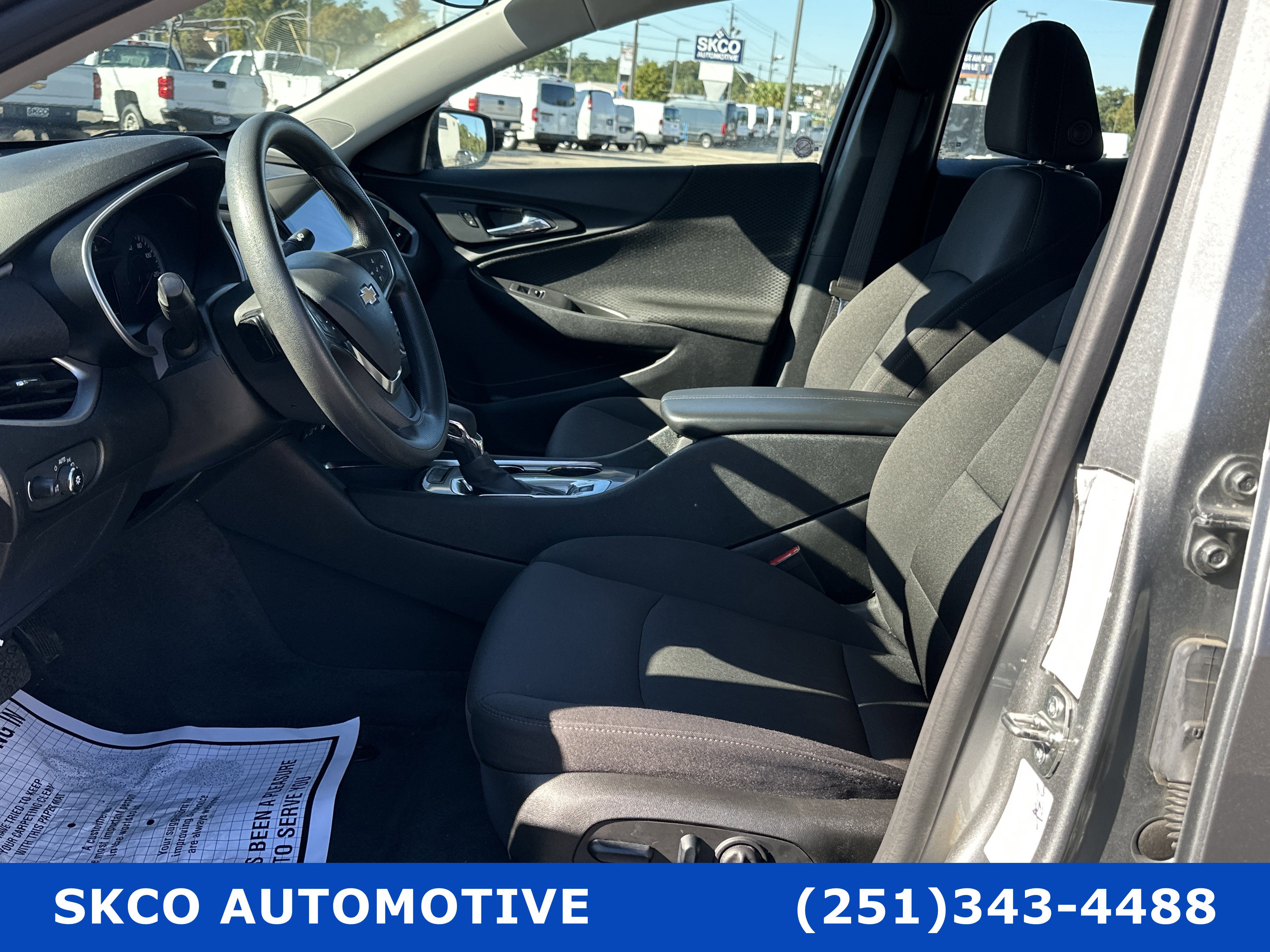 Used 2024 Chevrolet Malibu LT image 11