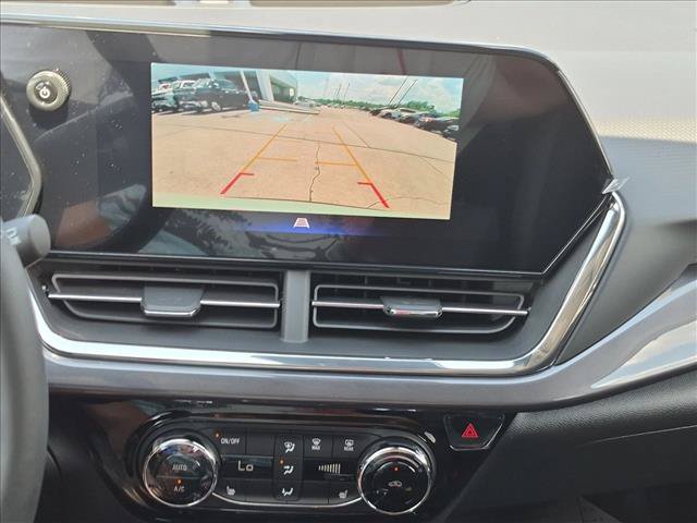New 2026 Chevrolet Trax ACTIV w/ Sunroof Package FWD image 12