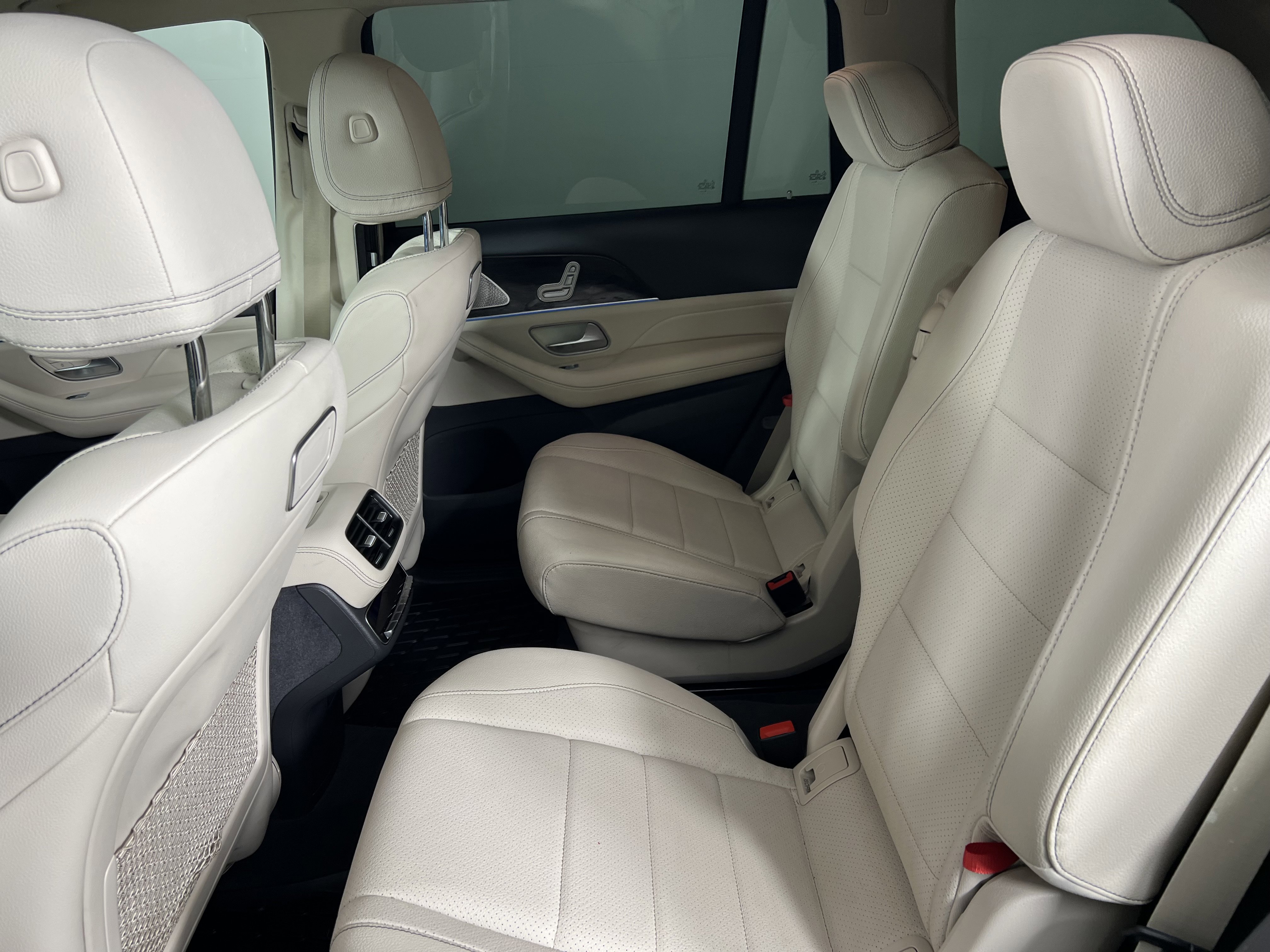 Used 2020 Mercedes-Benz GLS 450 4MATIC image 20