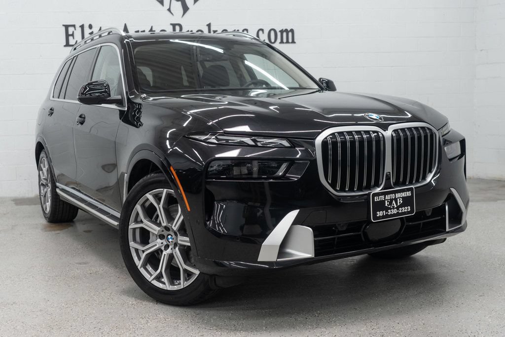 Used 2026 BMW X7 xDrive40i AWD/4WD image 6