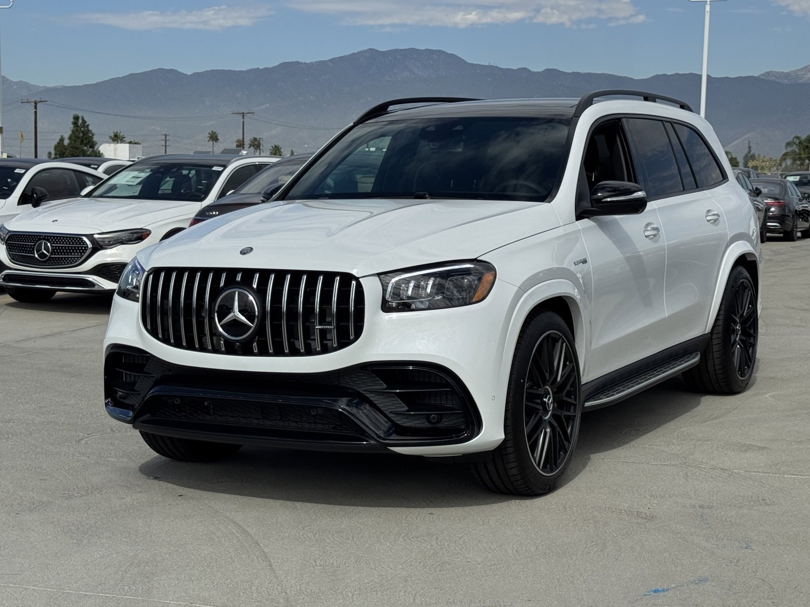 New 2025 Mercedes-Benz GLS 63 AMG 4MATIC image 4