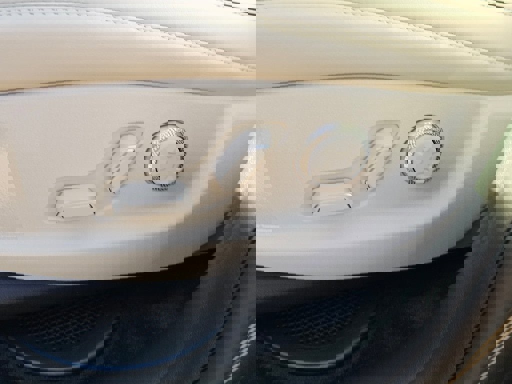 New 2026 Genesis GV80 2.5T Advanced image 33