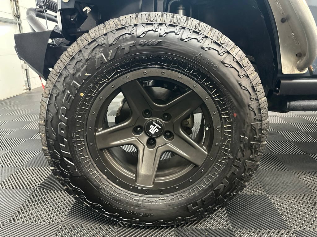 Used 2018 Jeep Wrangler Unlimited Sport AWD/4WD image 34