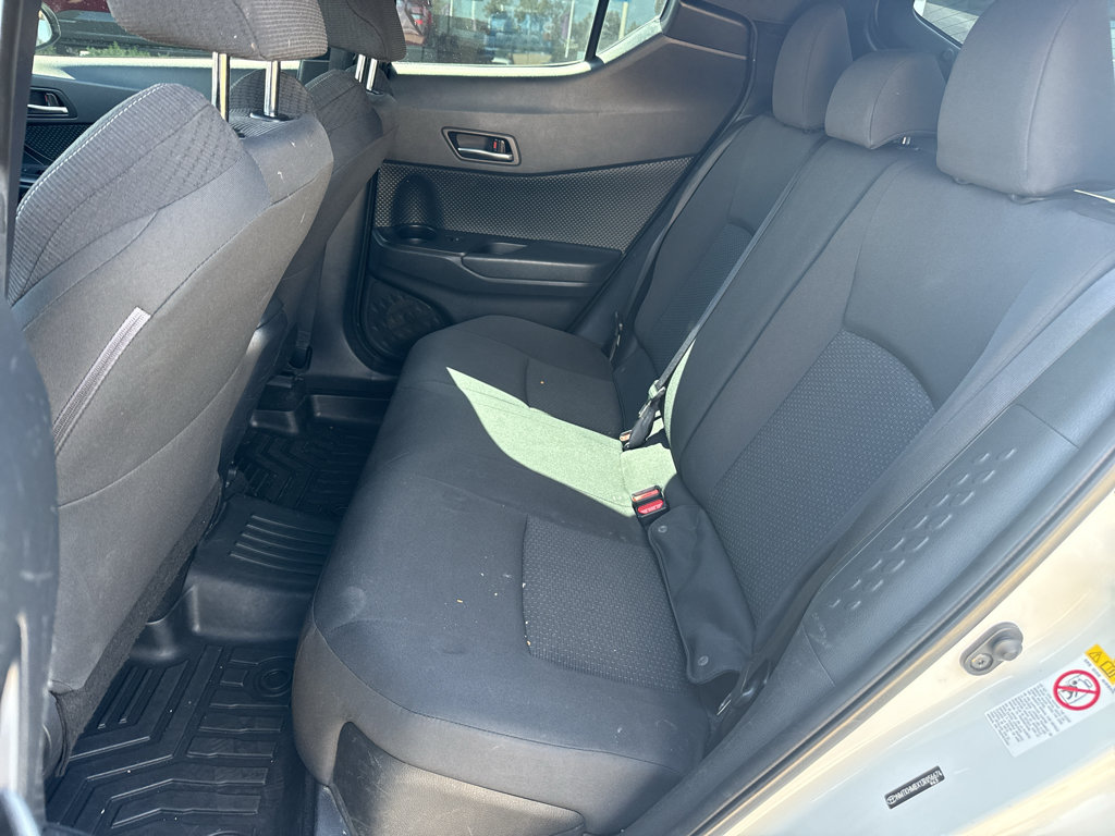 Used 2018 Toyota C-HR XLE FWD image 7
