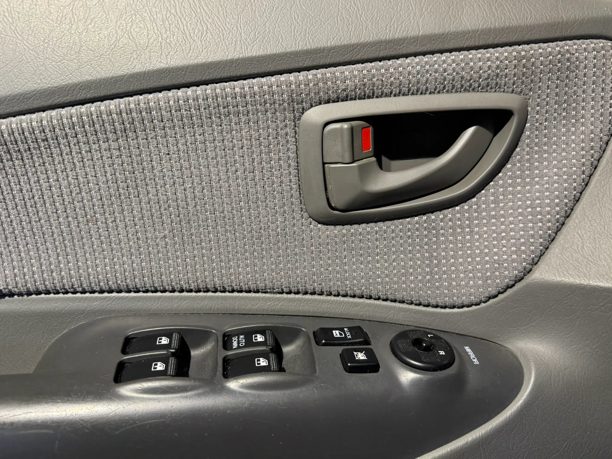 Used 2008 Hyundai Tucson GLS FWD image 8