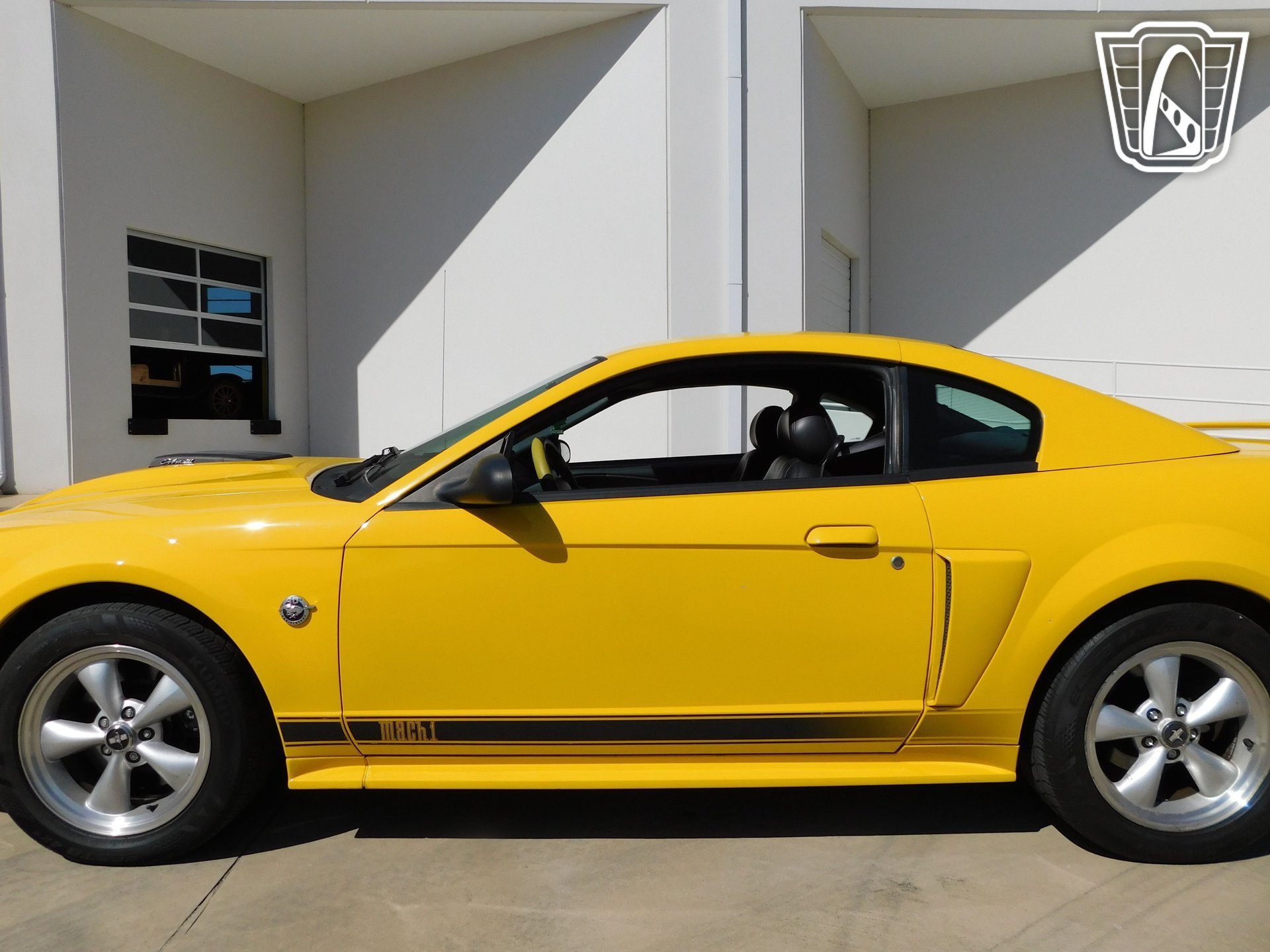 Used 2004 Ford Mustang Mach 1 RWD image 13