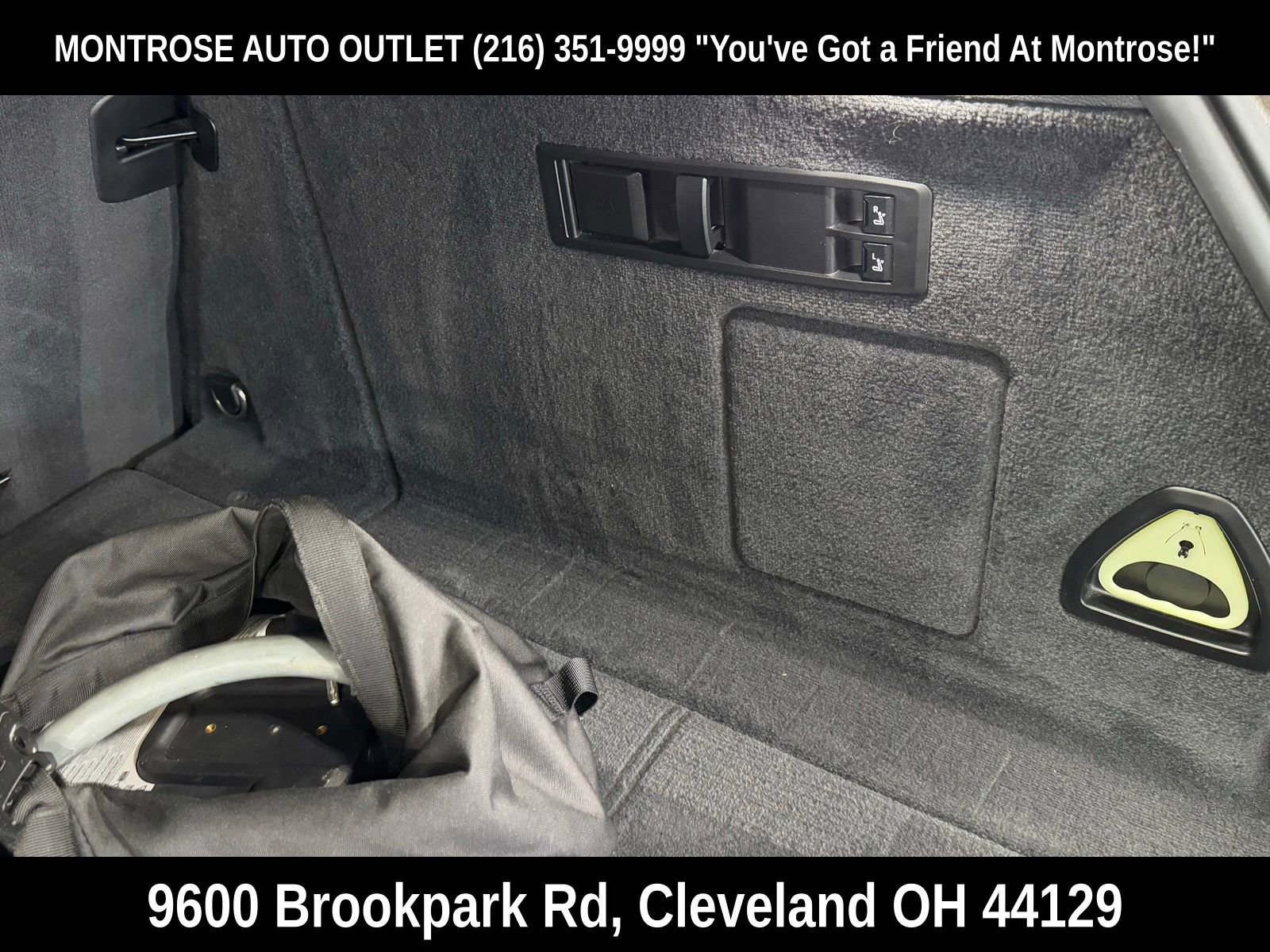 Used 2022 BMW iX xDrive50 w/ Convenience Package image 43