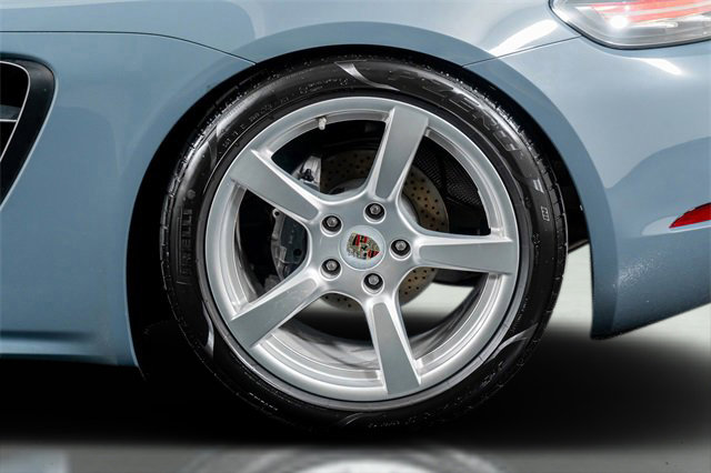 Used 2017 Porsche 718 Cayman Base image 18