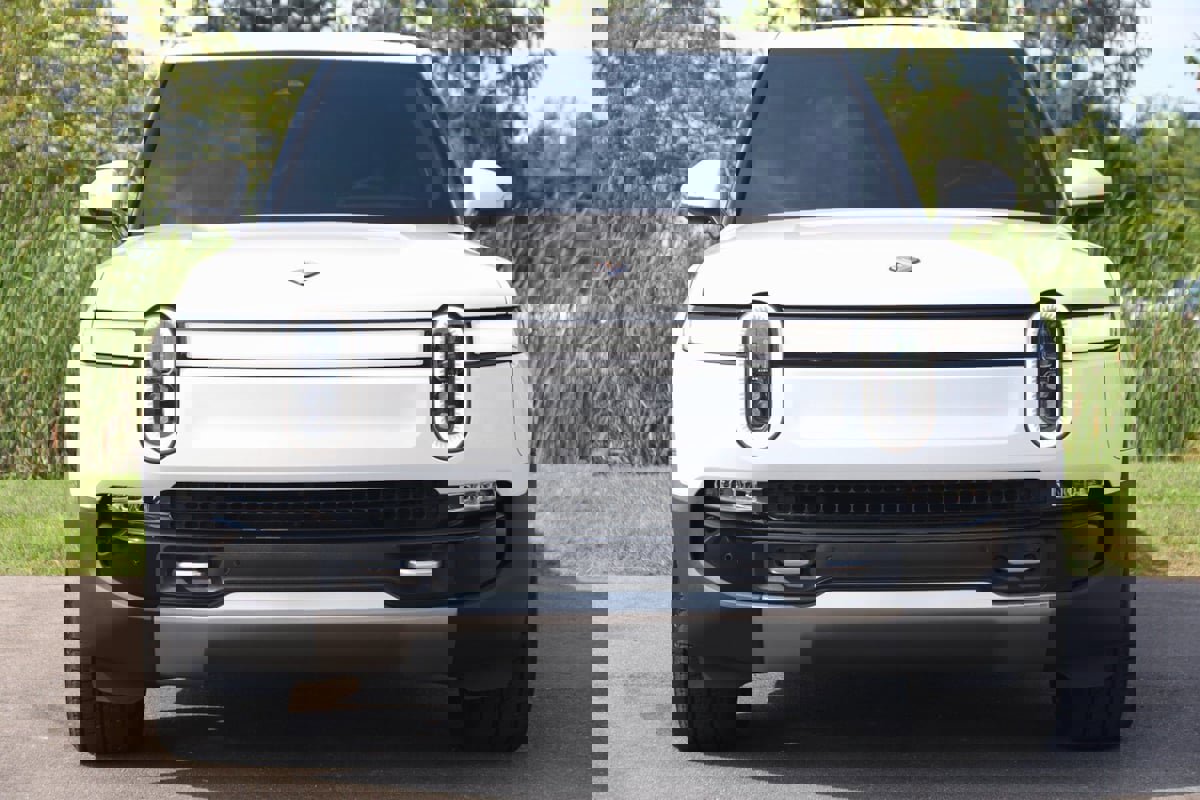 Used 2022 Rivian R1T Adventure image 73