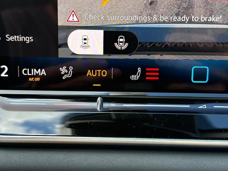 New 2026 Volkswagen Tiguan SE AWD/4WD image 14