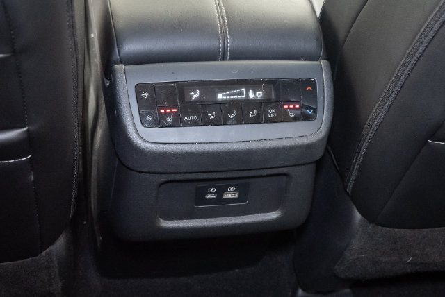 Used 2024 Nissan Pathfinder SL w/ SL Premium Package AWD/4WD image 28