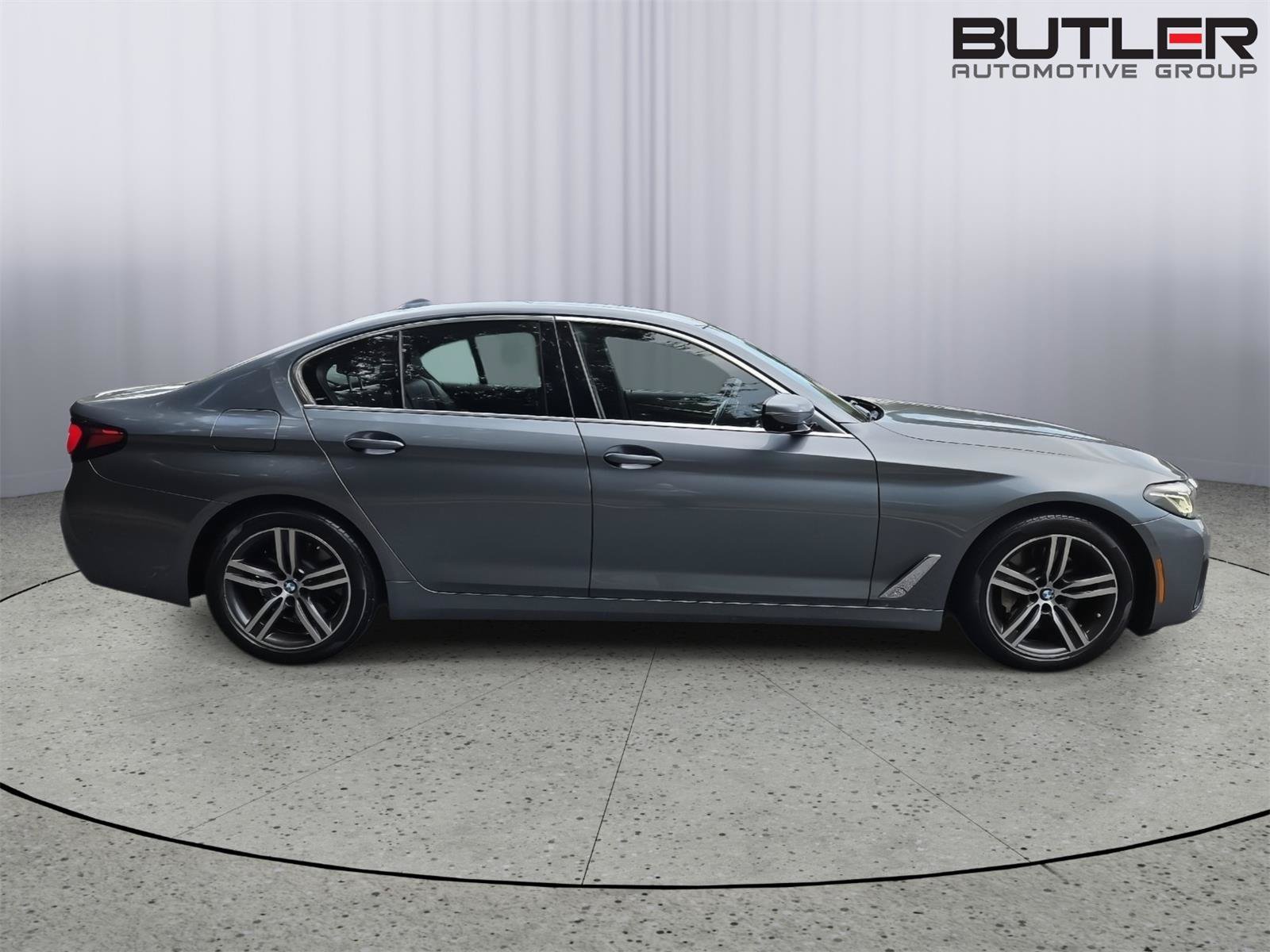 Used 2021 BMW 530i xDrive w/ Premium Package AWD/4WD image 11