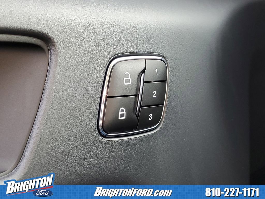 Certified 2023 Ford Bronco Sport Outer Banks AWD/4WD image 16