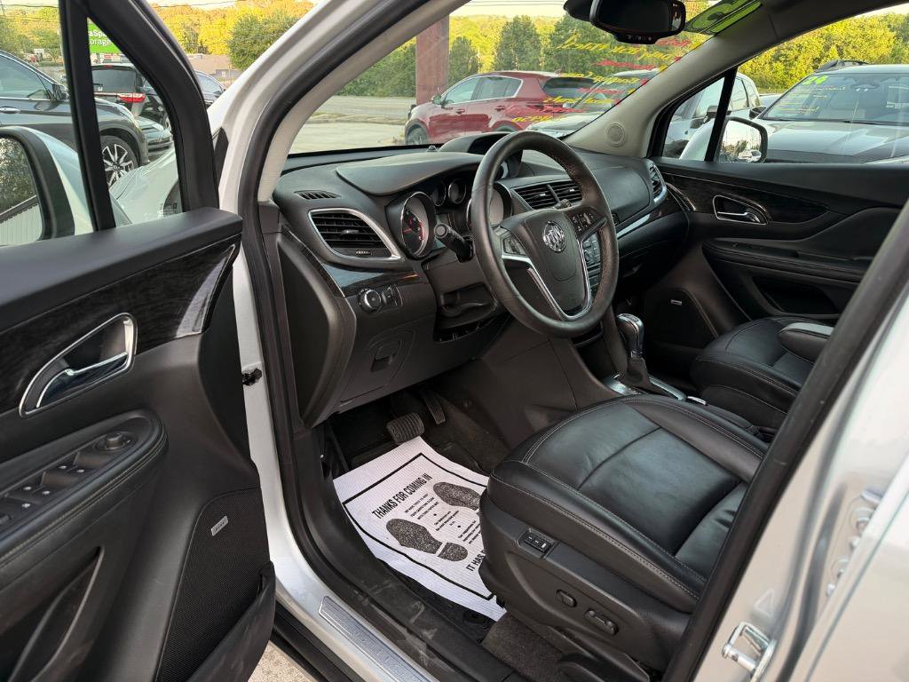 Used 2015 Buick Encore Leather FWD image 5