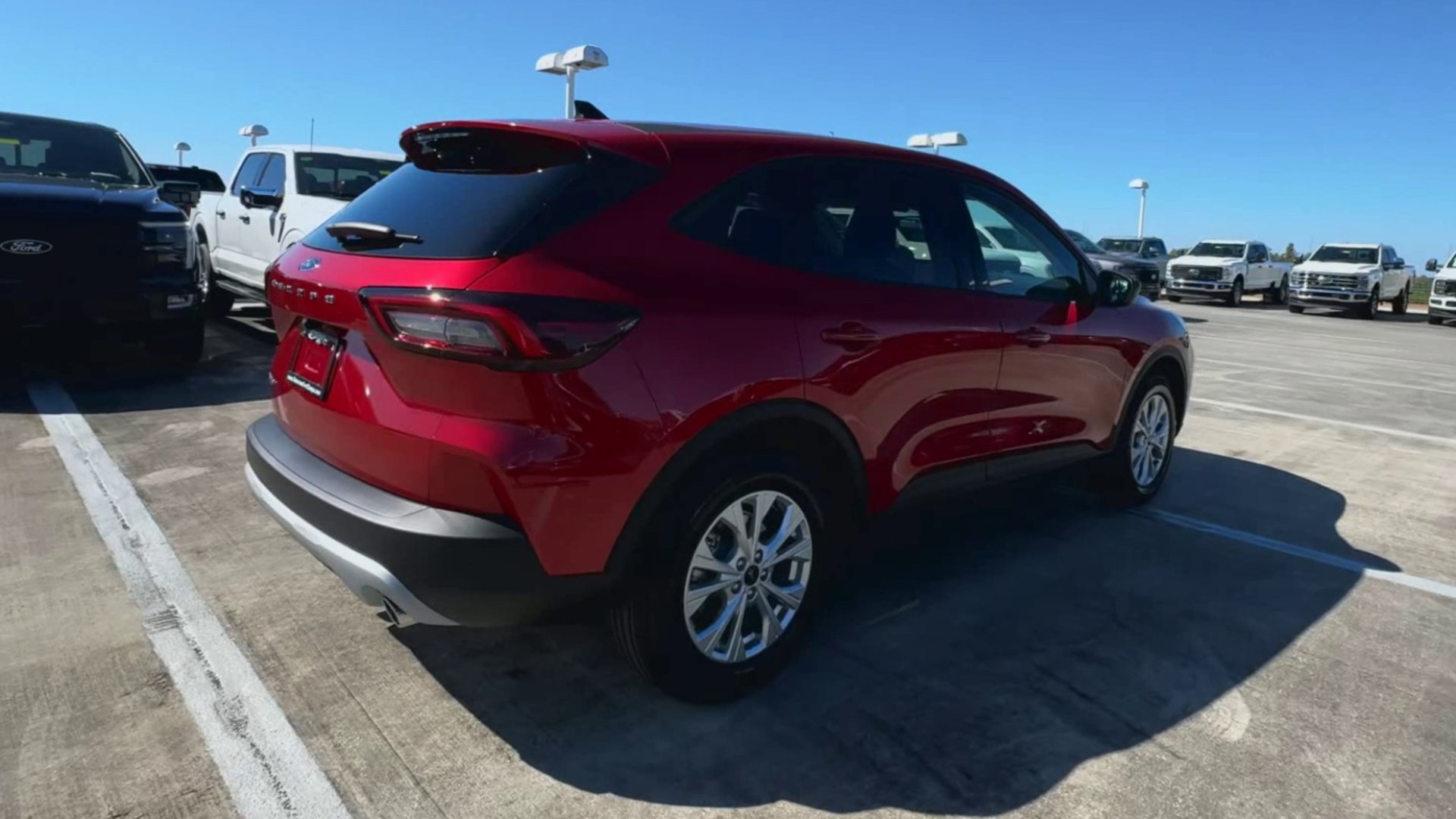 New 2026 Ford Escape Active w/ Cold Weather Package FWD image 32