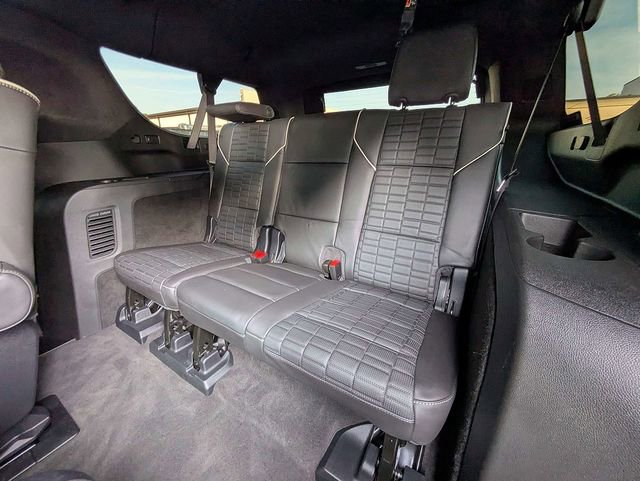 Certified 2025 Cadillac Escalade ESV Sport Platinum AWD/4WD image 15