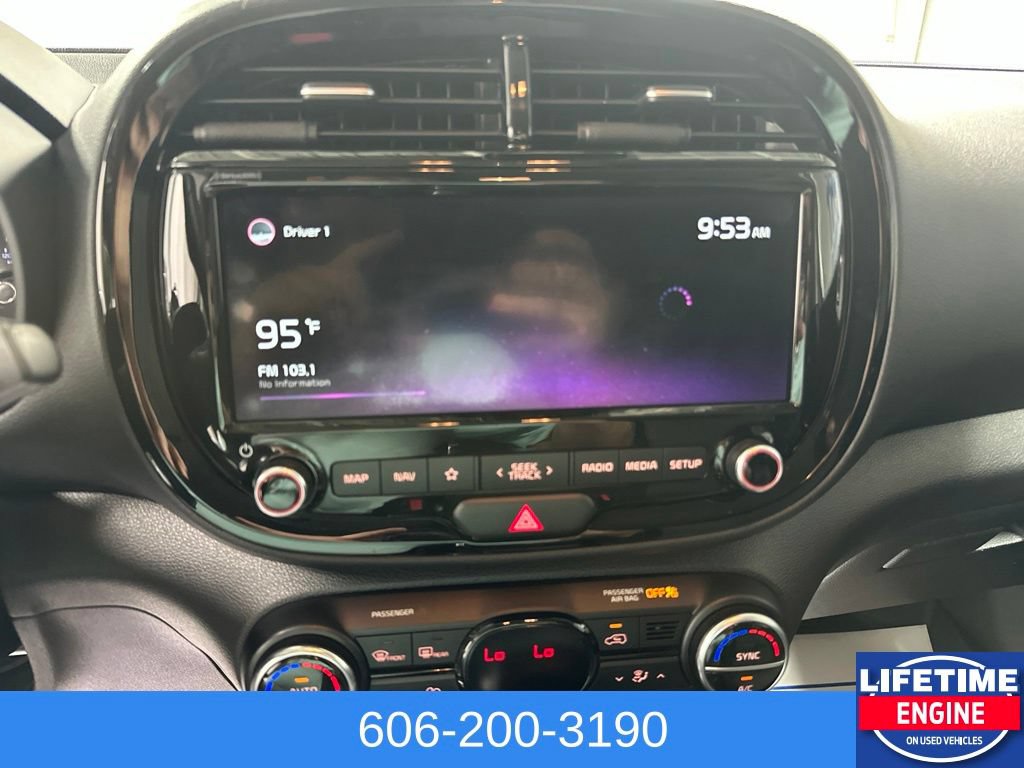 Used 2020 Kia Soul EX FWD image 19