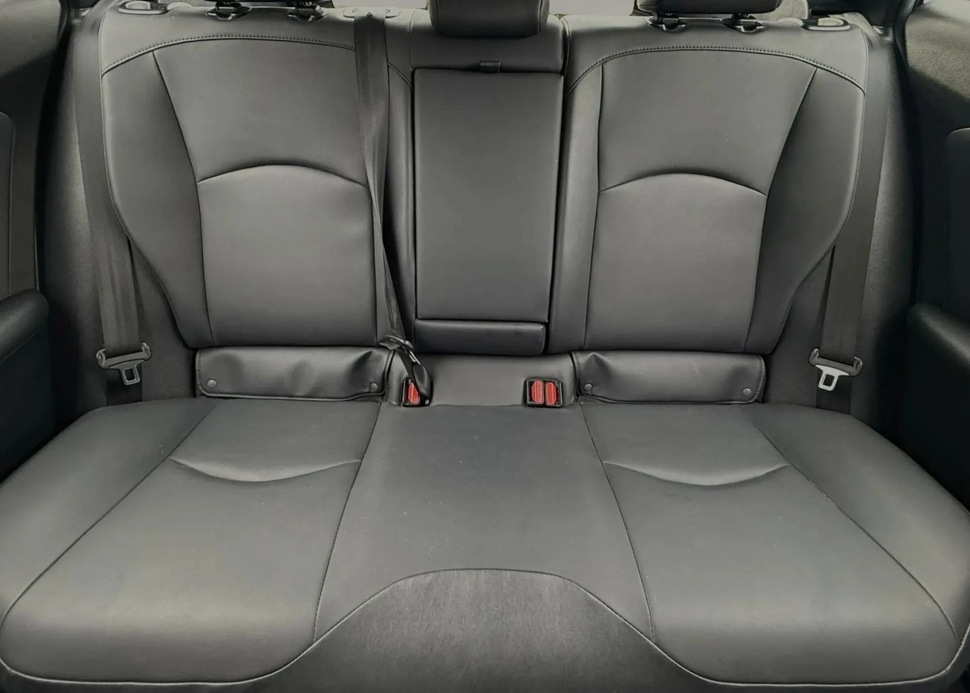 Used 2016 Toyota Prius Four w/ Protection Package FWD image 25