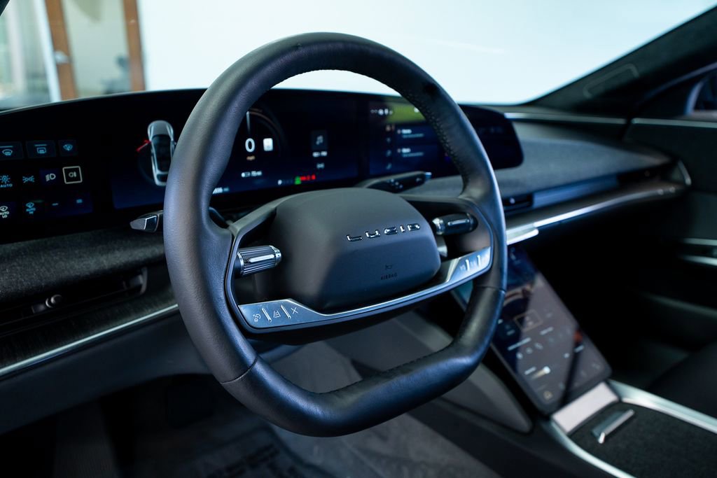 Used 2024 Lucid Air Touring AWD/4WD image 27