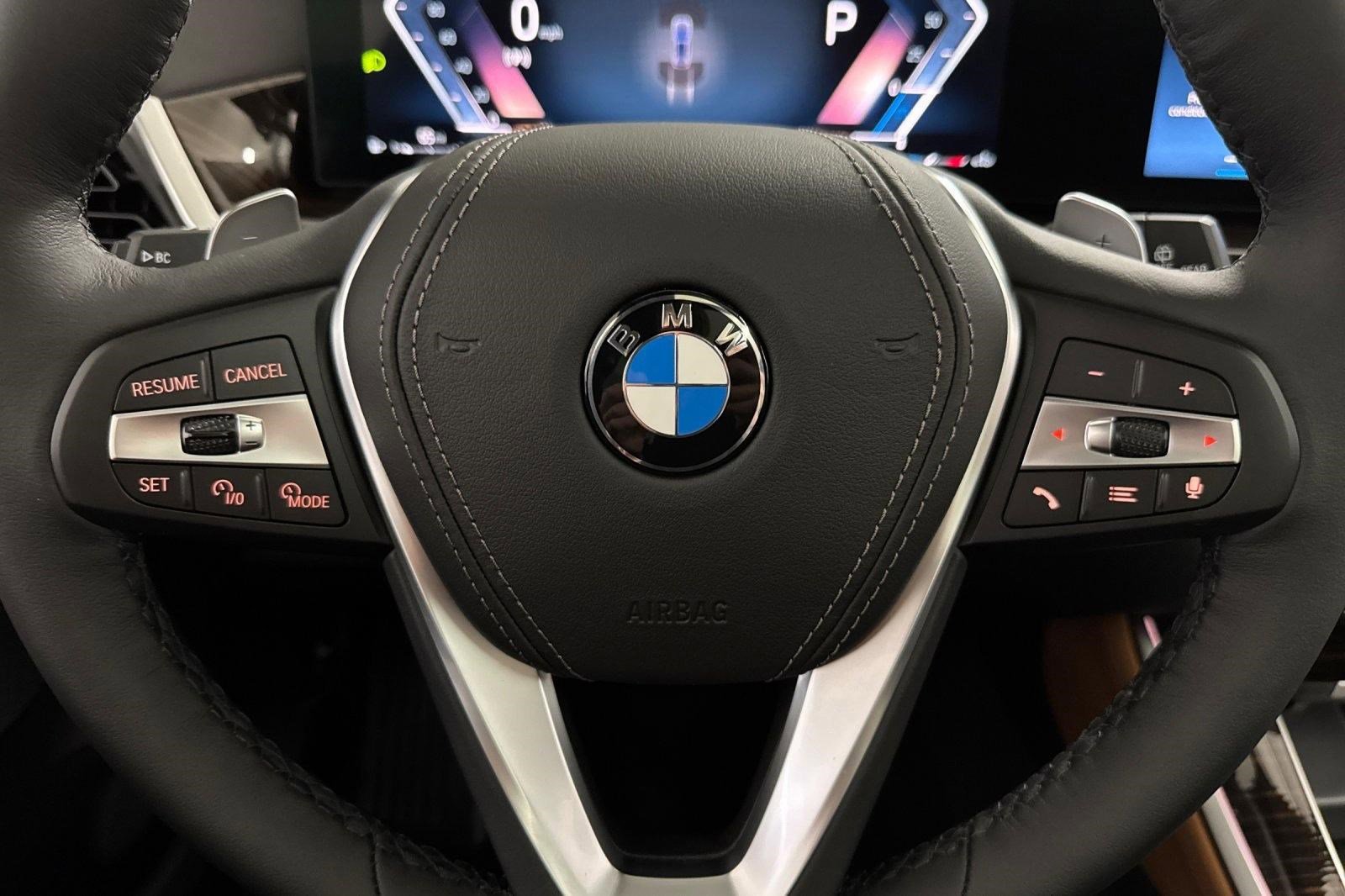 Used 2026 BMW X5 sDrive40i w/ Climate Comfort Package image 17