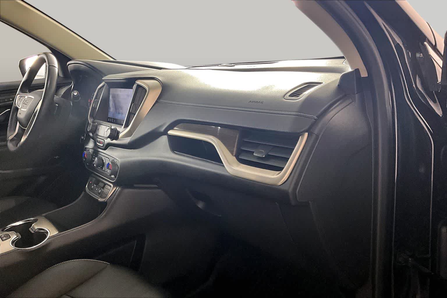 Used 2023 GMC Terrain Denali w/ Black Diamond Edition AWD/4WD image 17
