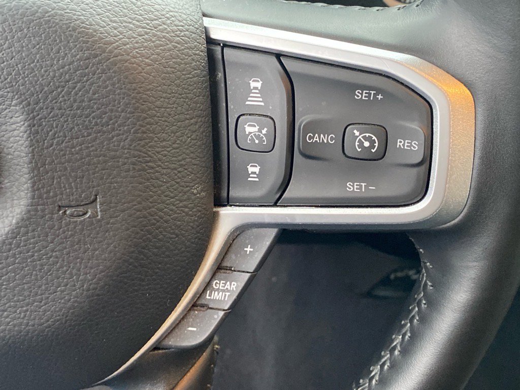 Used 2024 RAM 2500 Big Horn w/ Safety Group image 18